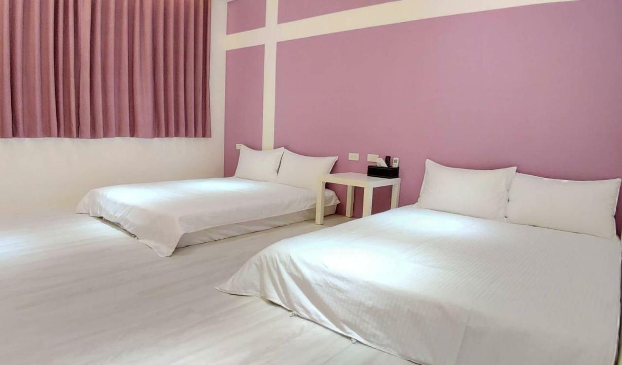 No.14 Hotel Tainan Buitenkant foto